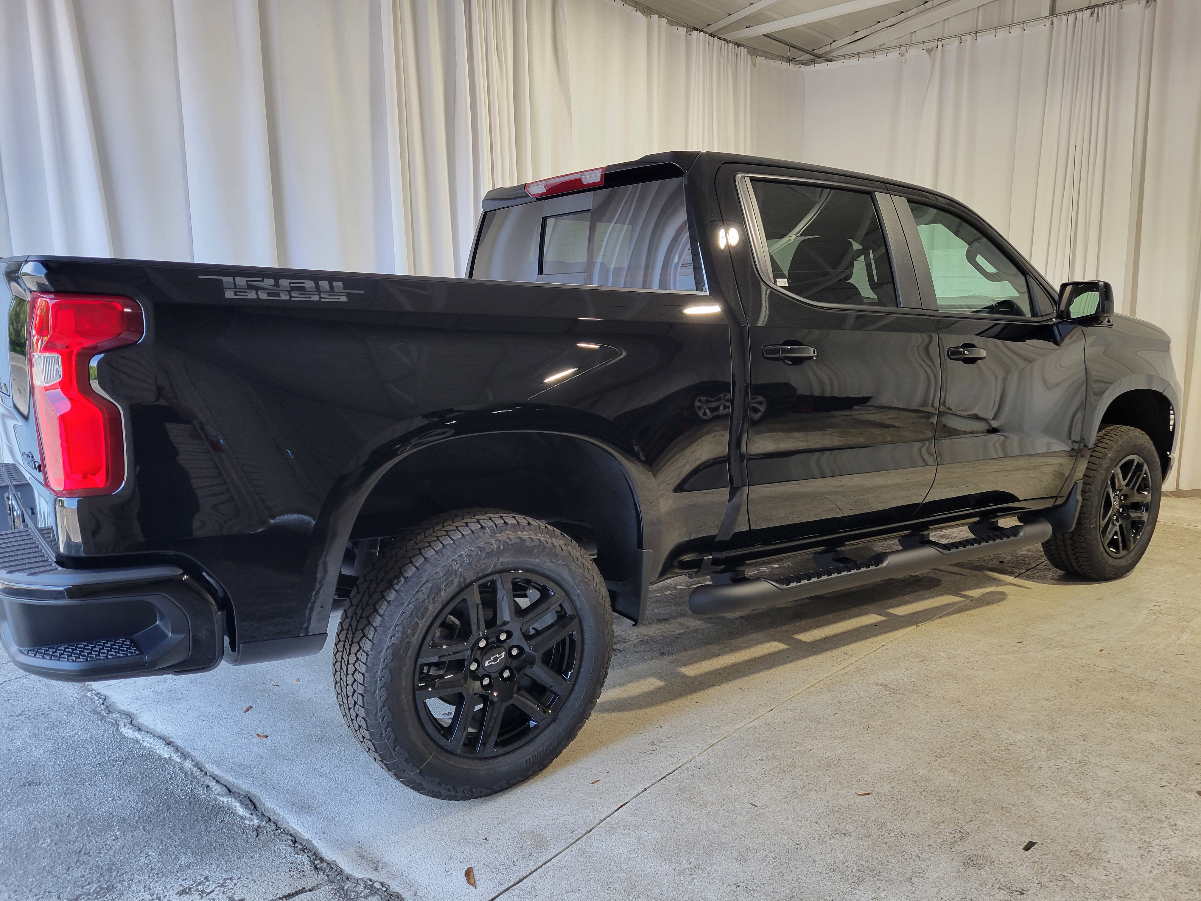 New 2026 Chevrolet Silverado 1500 LT Trail Boss w/ LT Trail Boss Premium Package image 5