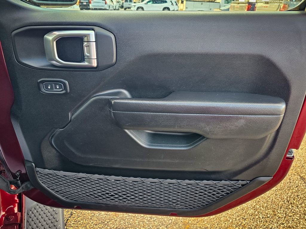 Certified 2022 Jeep Wrangler Sport S image 33