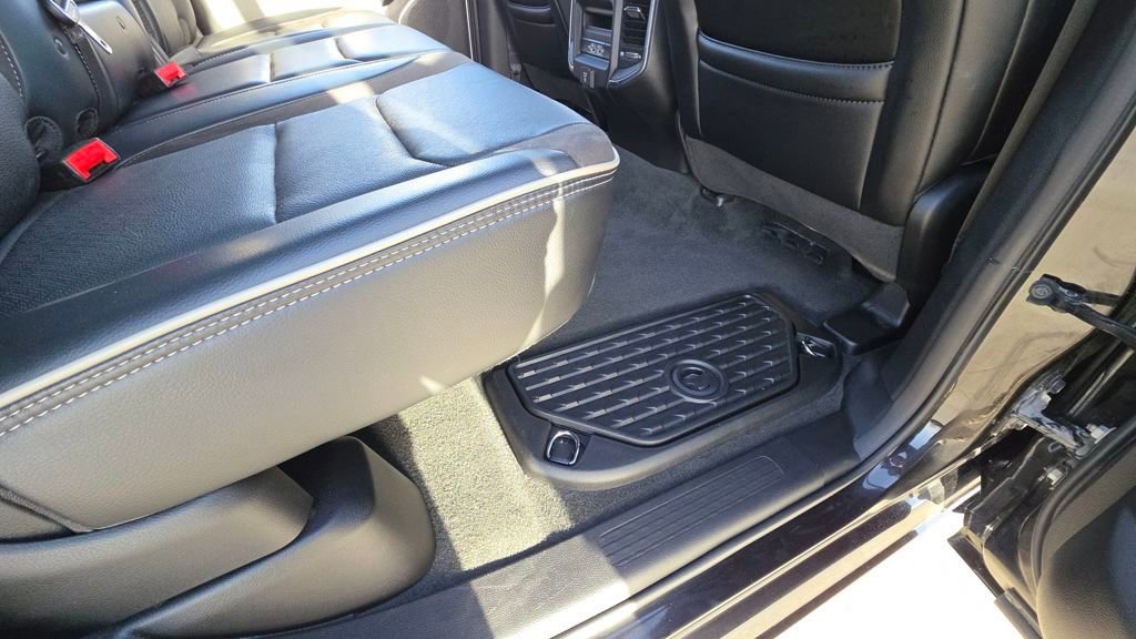 Used 2023 RAM 1500 Laramie image 16