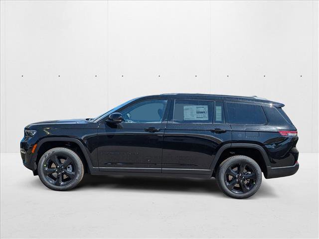 New 2025 Jeep Grand Cherokee L Limited w/ Black Appearance Package image 5