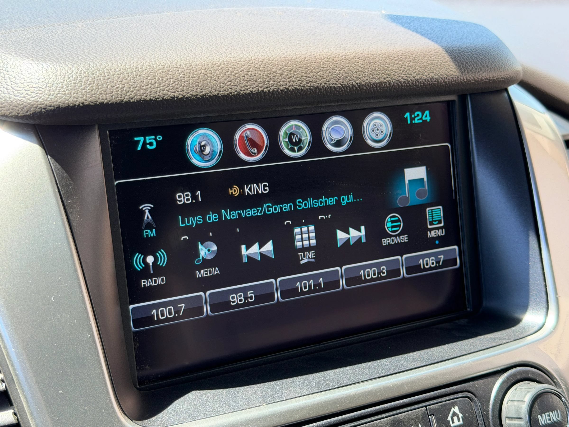Used 2018 Chevrolet Suburban Premier AWD/4WD image 45