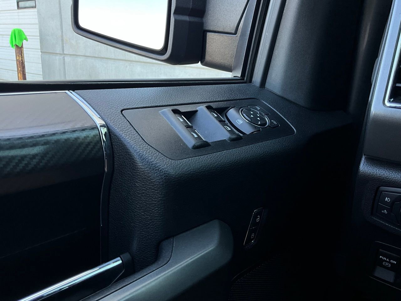 Used 2018 Ford F150 XLT w/ Equipment Group 302A Luxury image 22