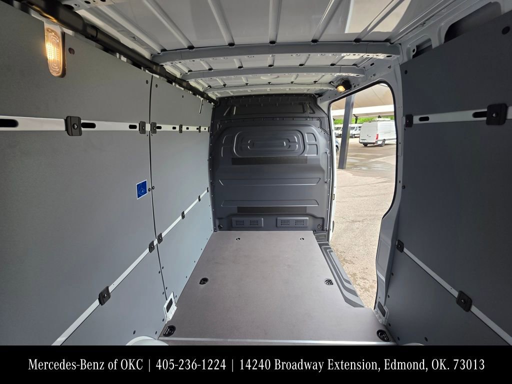 New 2026 Mercedes-Benz Sprinter 2500 image 7