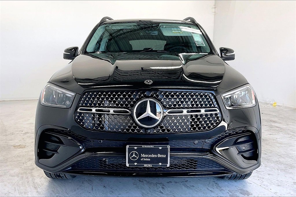 Used 2025 Mercedes-Benz GLE 580 4MATIC image 3