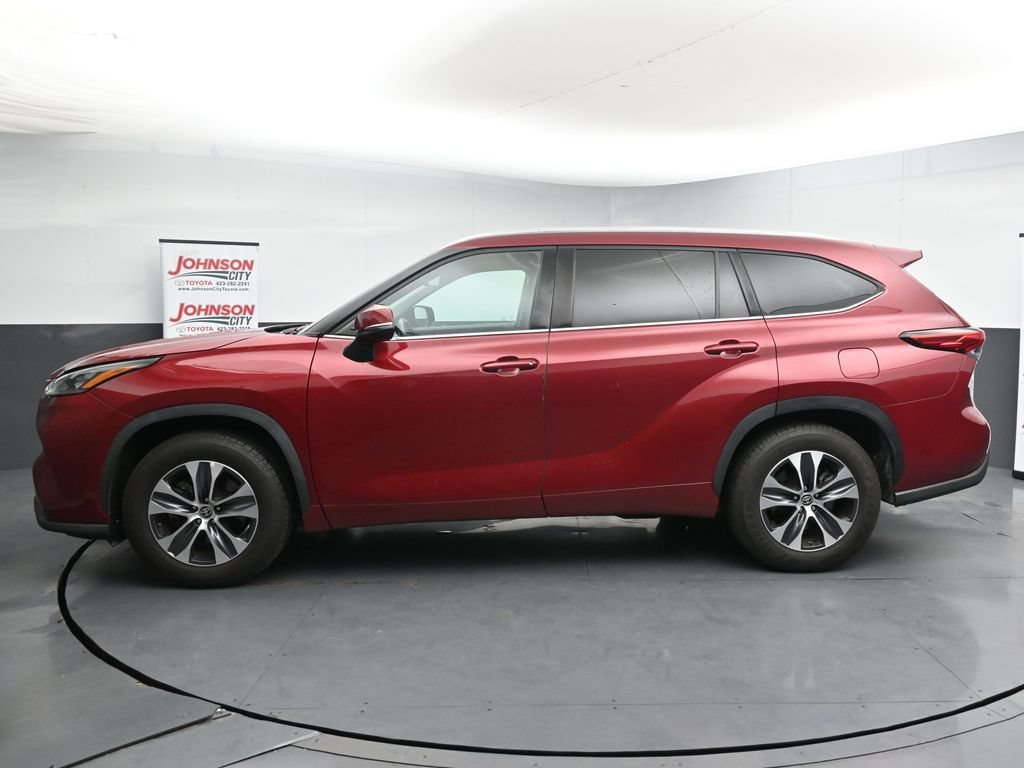 Used 2020 Toyota Highlander XLE FWD image 5