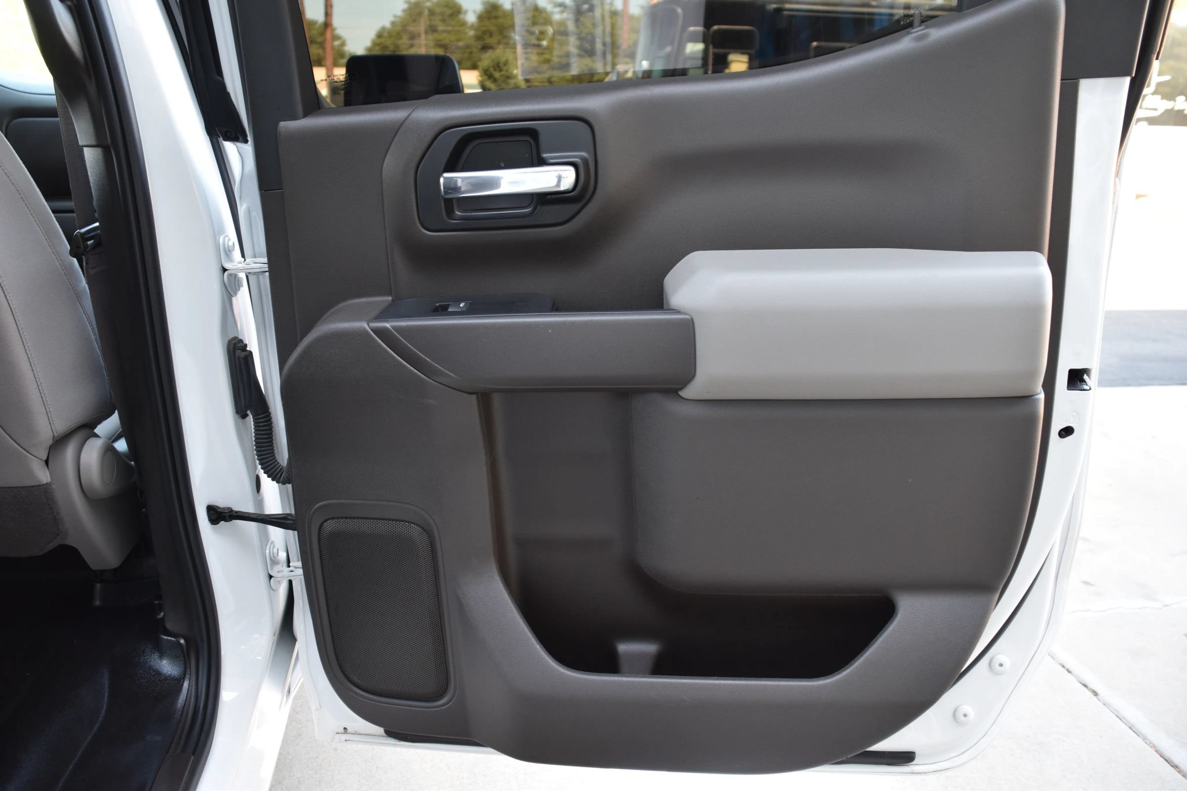 Used 2022 Chevrolet Silverado 1500 LT w/ LPO, Dark Essentials Package AWD/4WD image 25
