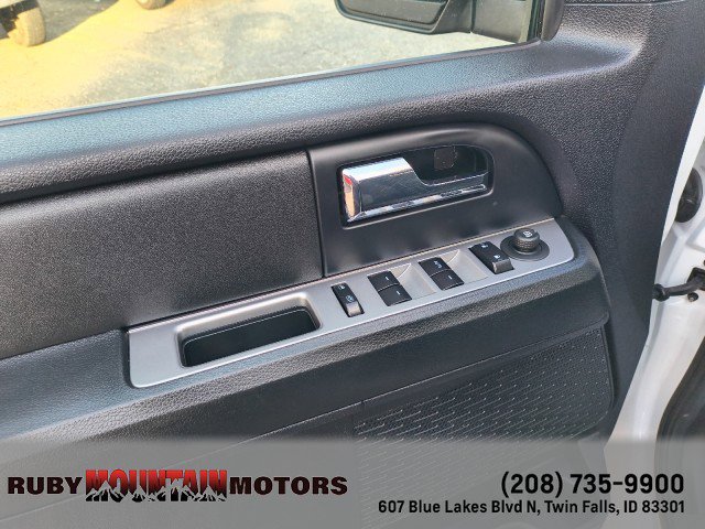 Used 2016 Ford Expedition XL image 11