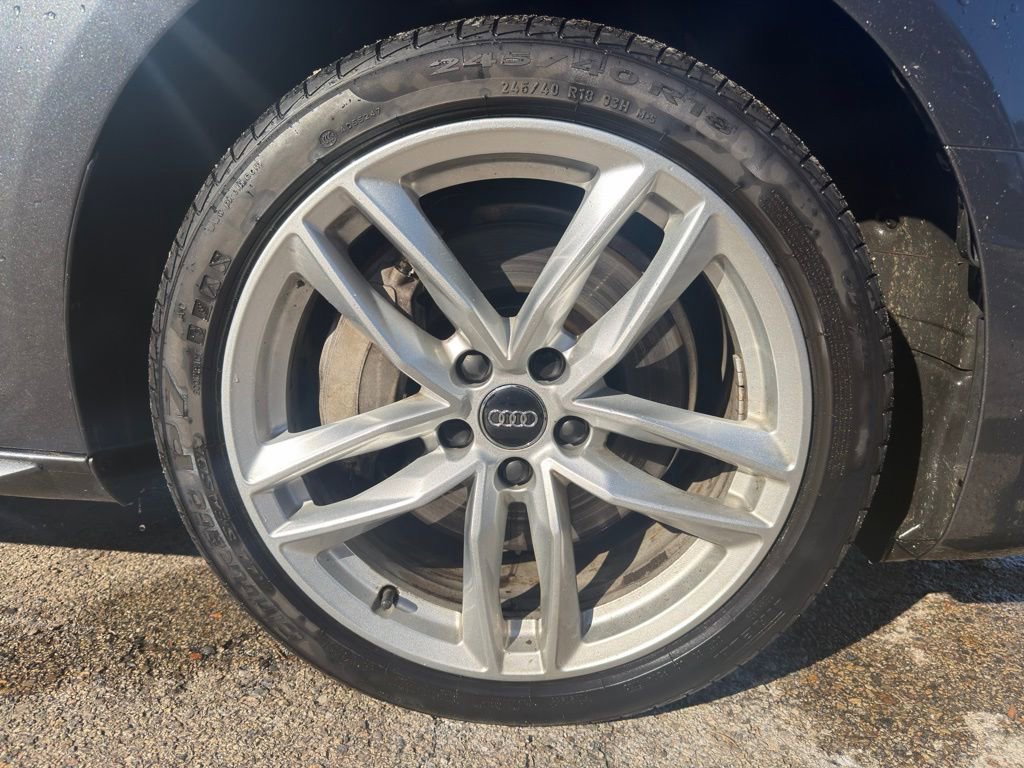 Used 2021 Audi A4 2.0T Premium w/ Convenience Package image 9