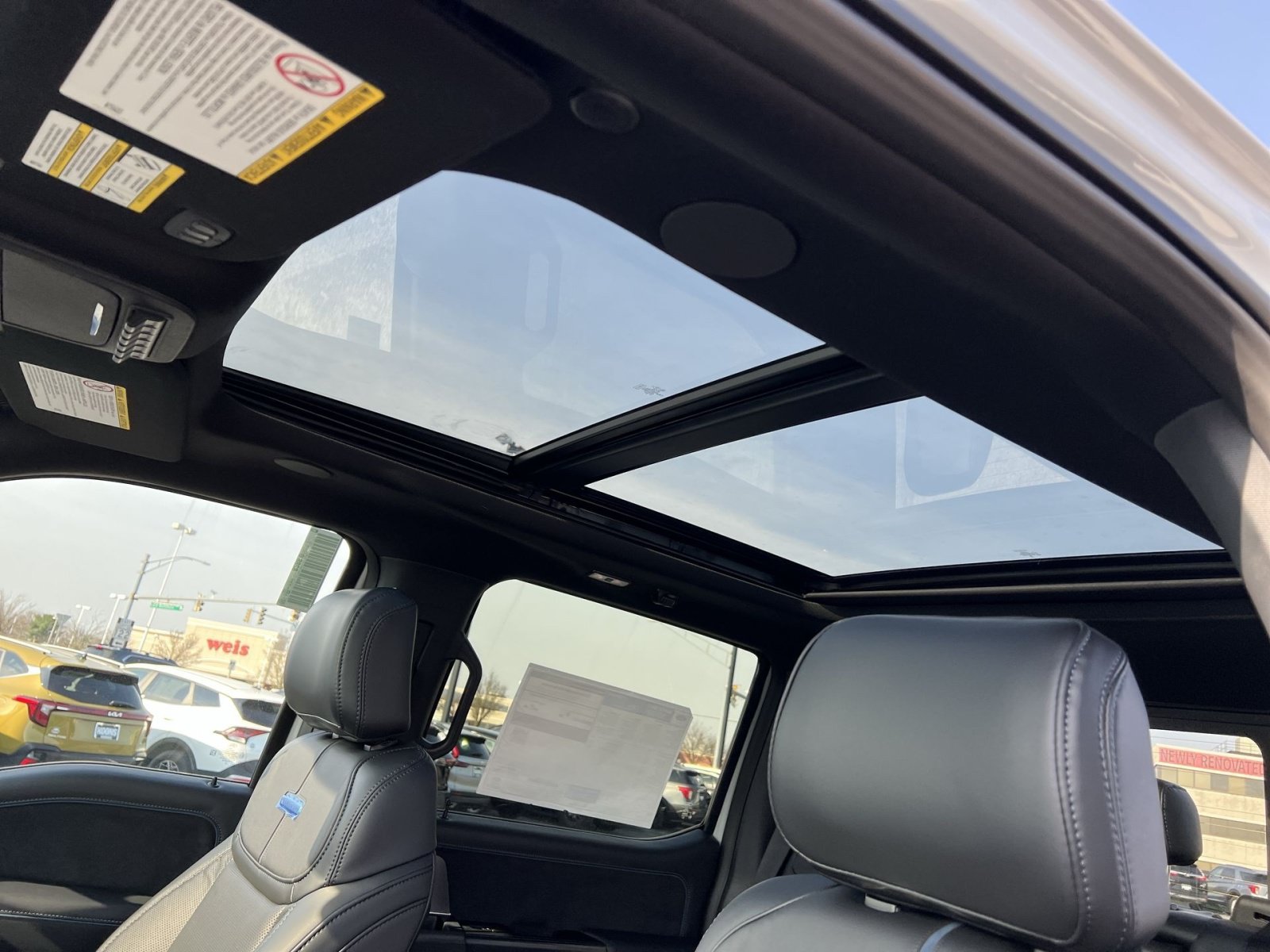 New 2026 Ford F250 Platinum AWD/4WD image 31