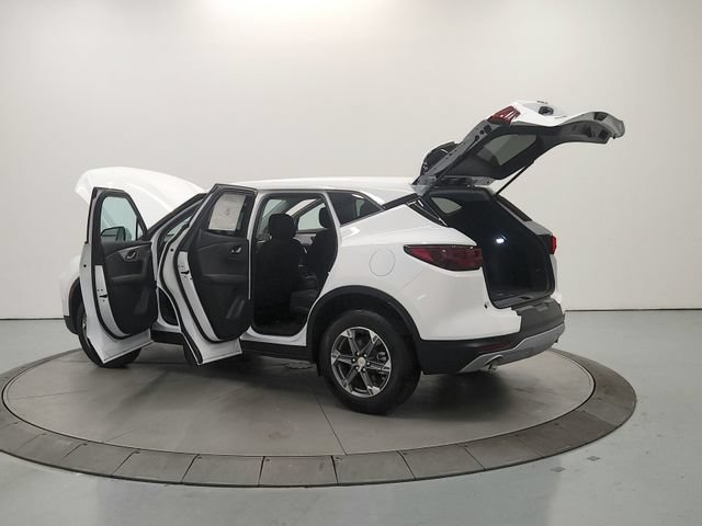New 2026 Chevrolet Blazer LT FWD image 14