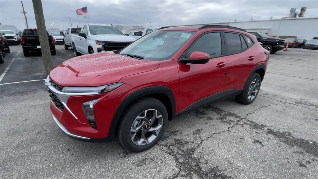 New 2026 Chevrolet Trax LT w/ Driver Confidence Package image 4
