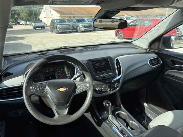 Used 2020 Chevrolet Equinox LS w/ LS Convenience Package image 12