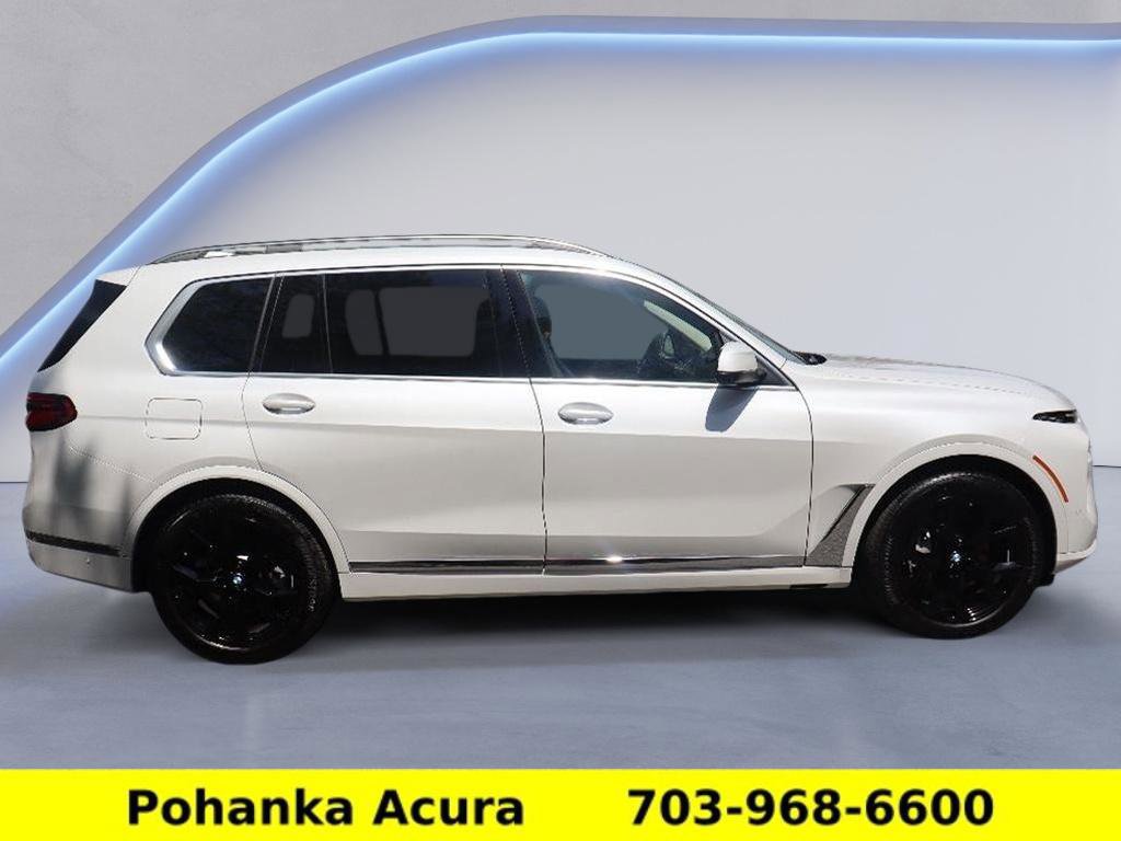 Used 2026 BMW X7 xDrive40i AWD/4WD image 8