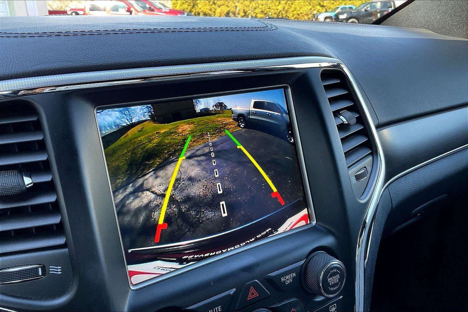Used 2018 Jeep Grand Cherokee Limited AWD/4WD image 21