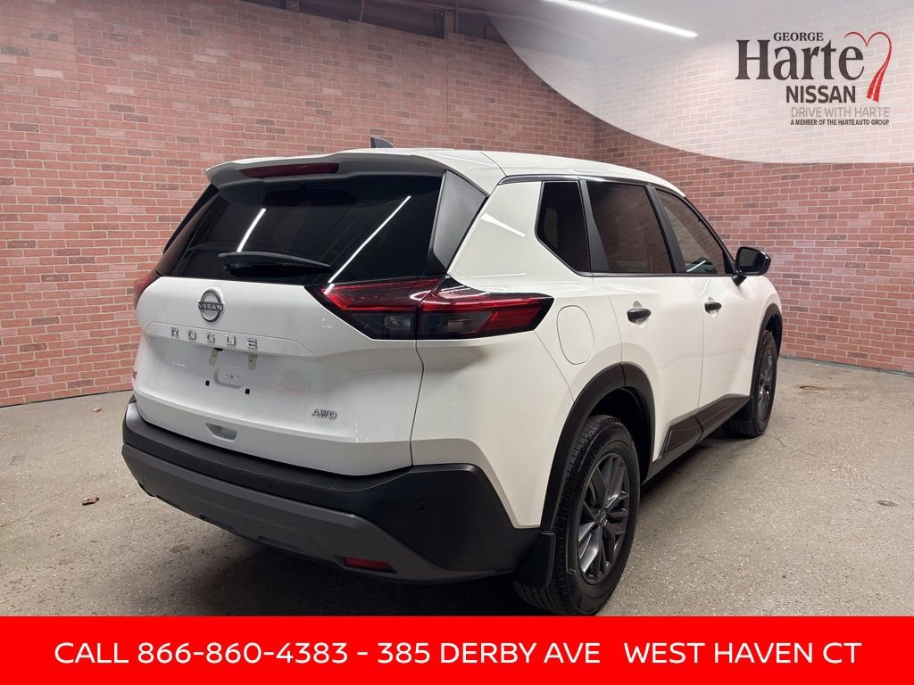 Certified 2023 Nissan Rogue S image 6