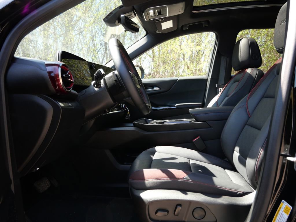 Used 2025 Chevrolet Equinox RS w/ Safety and Technology Package AWD/4WD image 14