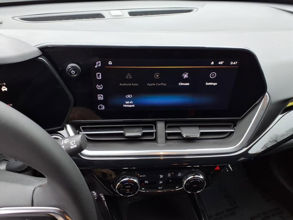 Certified 2024 Chevrolet Trax ACTIV w/ Driver Confidence Package image 23