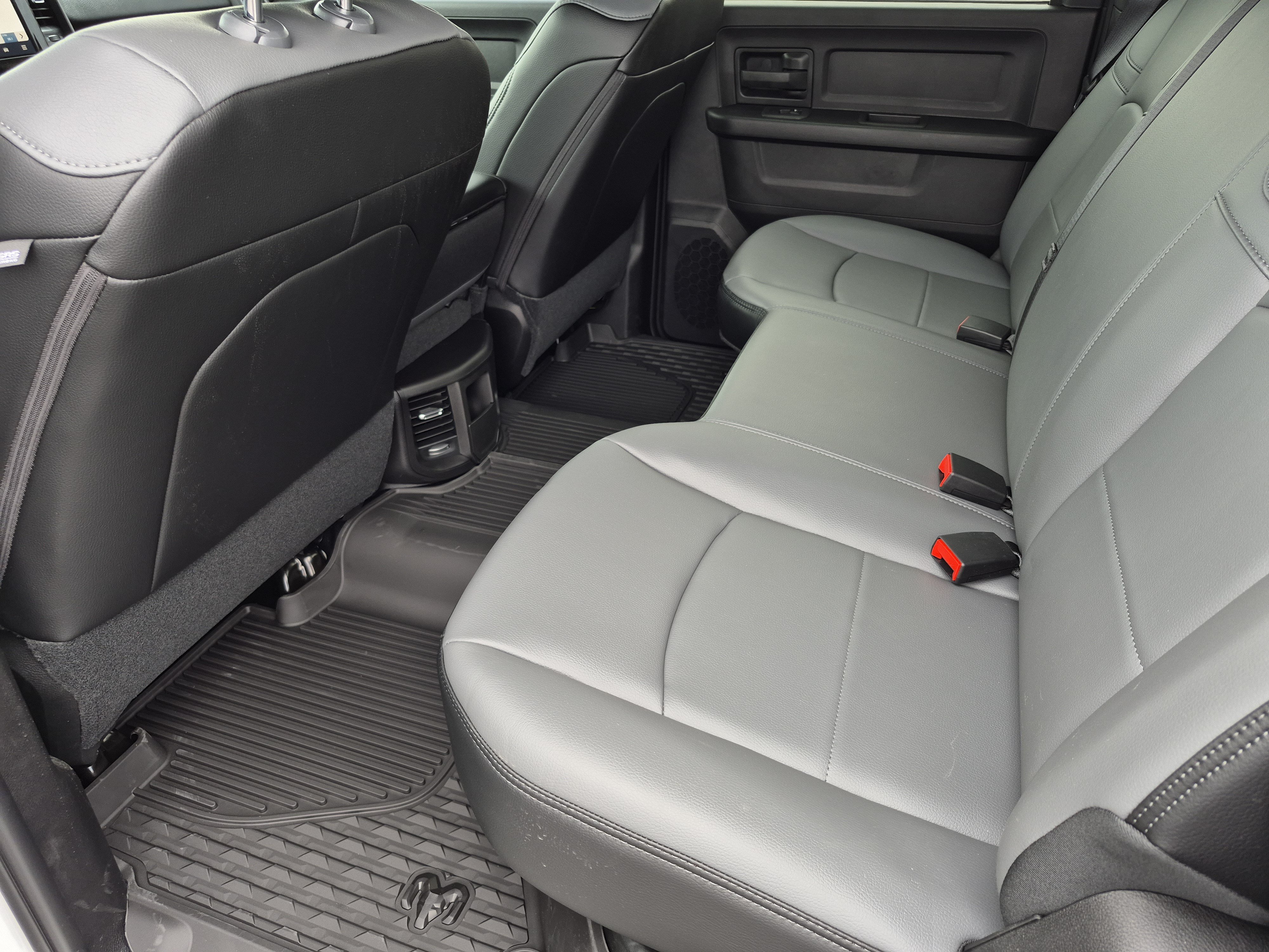 New 2026 RAM 3500 Tradesman AWD/4WD image 25