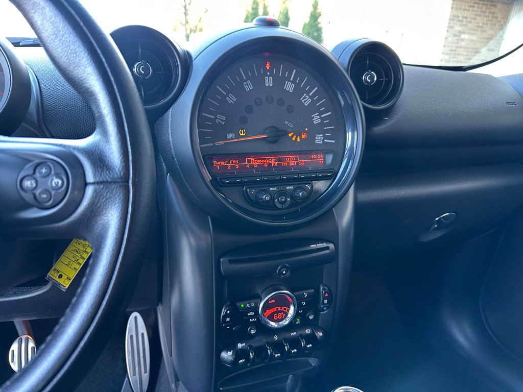 Used 2015 MINI Cooper Paceman S image 13