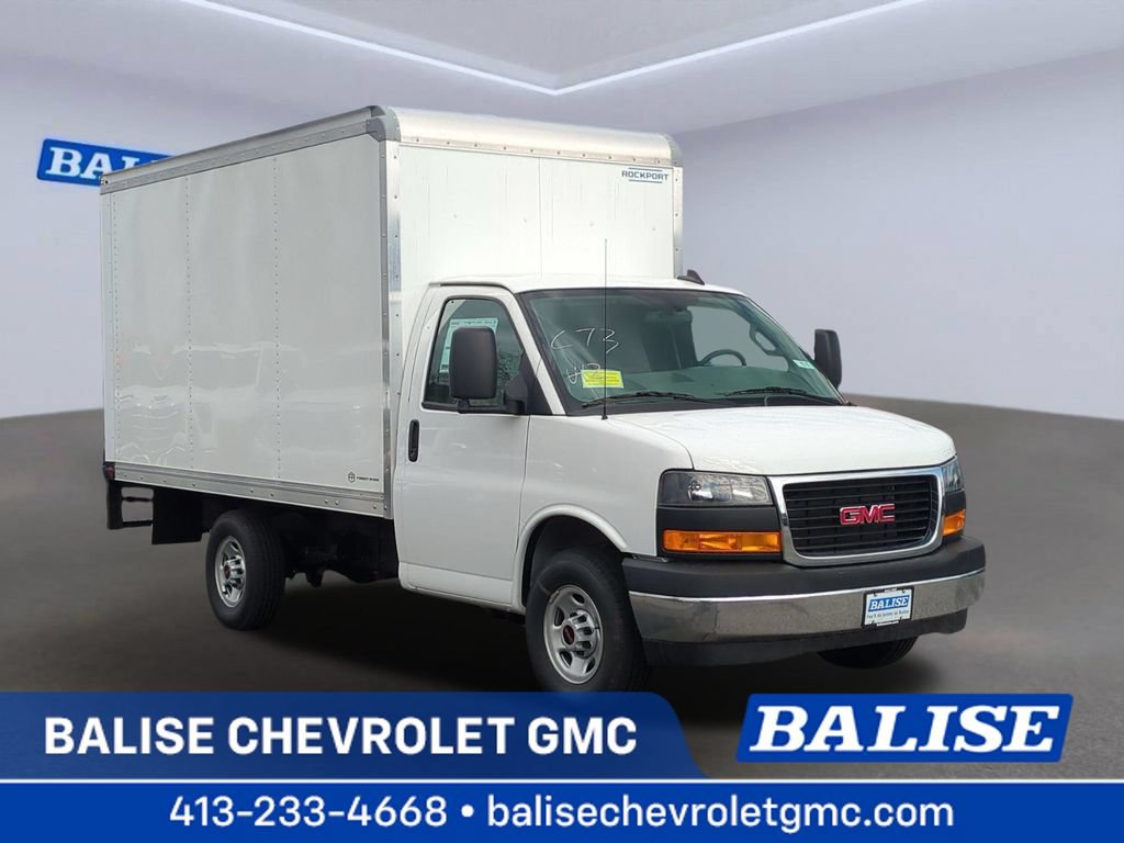 New 2025 GMC Savana 3500 w/ Power Convenience Package