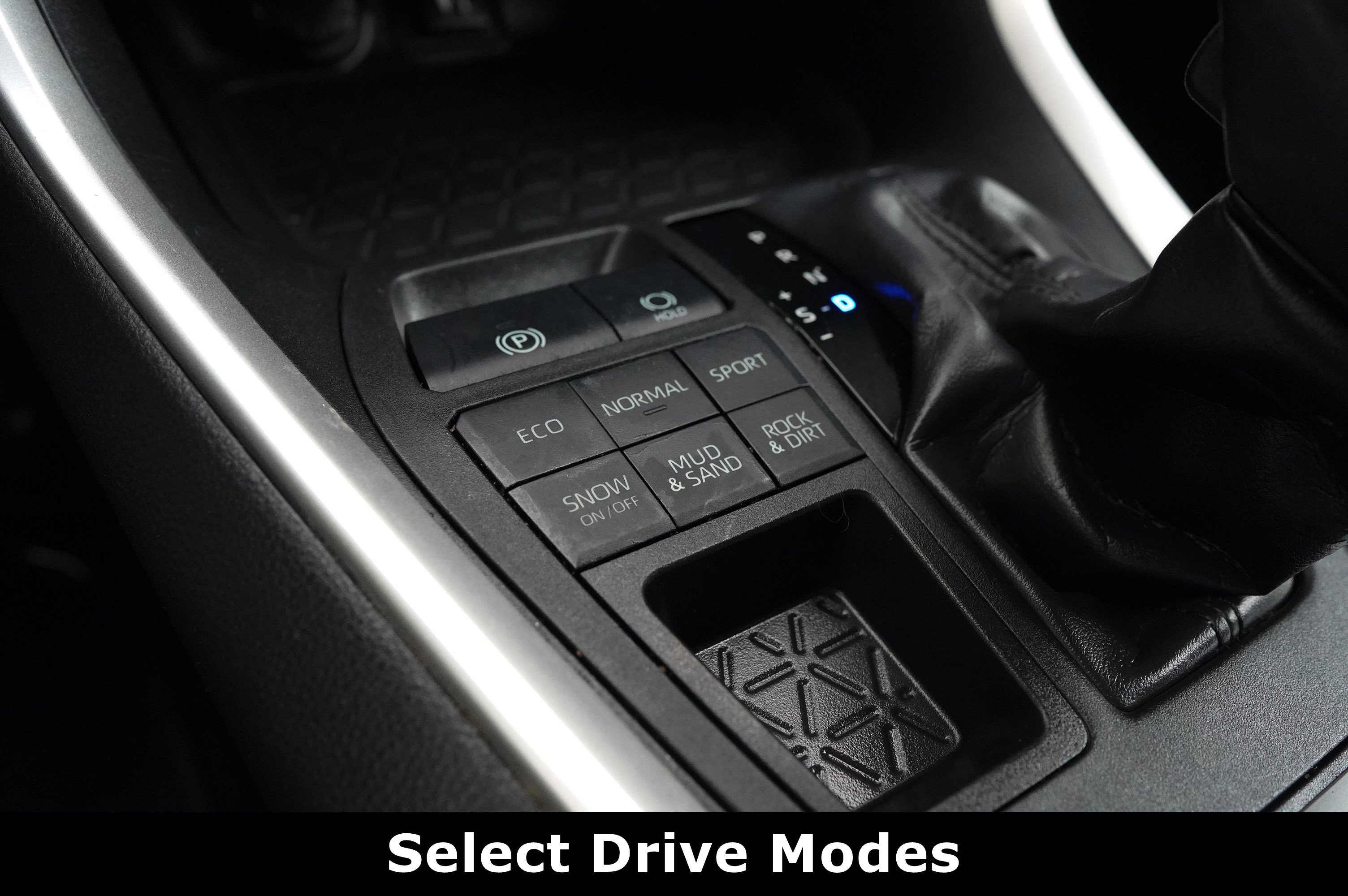 Used 2019 Toyota RAV4 XLE Premium image 29