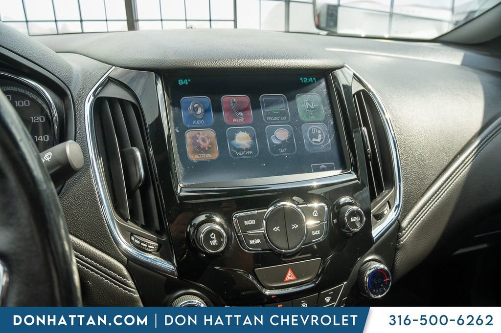 Used 2017 Chevrolet Cruze Premier FWD image 9