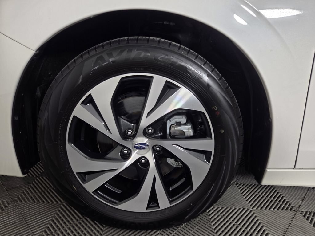 Used 2024 Subaru Legacy Premium AWD/4WD image 8