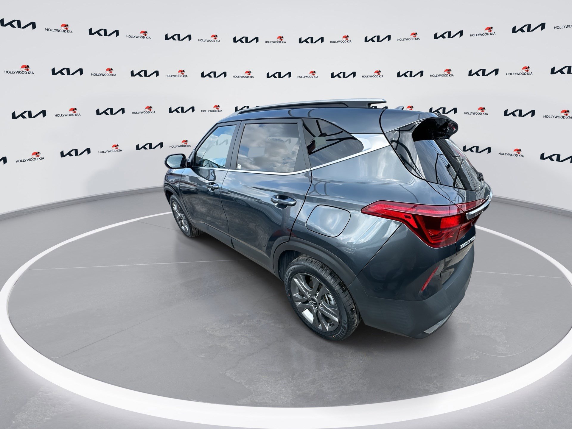 Certified 2023 Kia Seltos S image 6