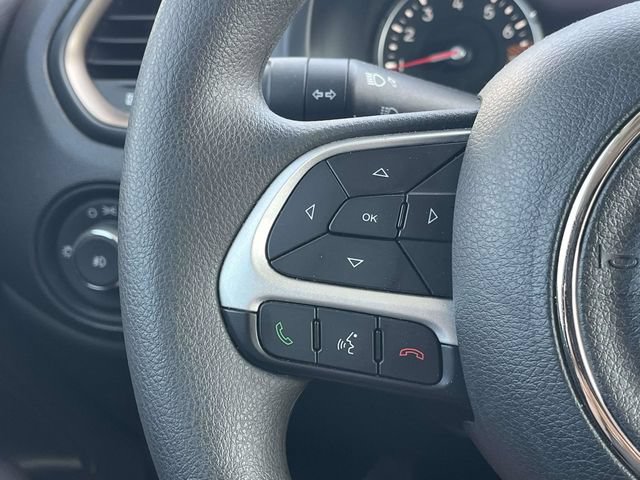 Used 2023 Jeep Renegade Latitude AWD/4WD image 25