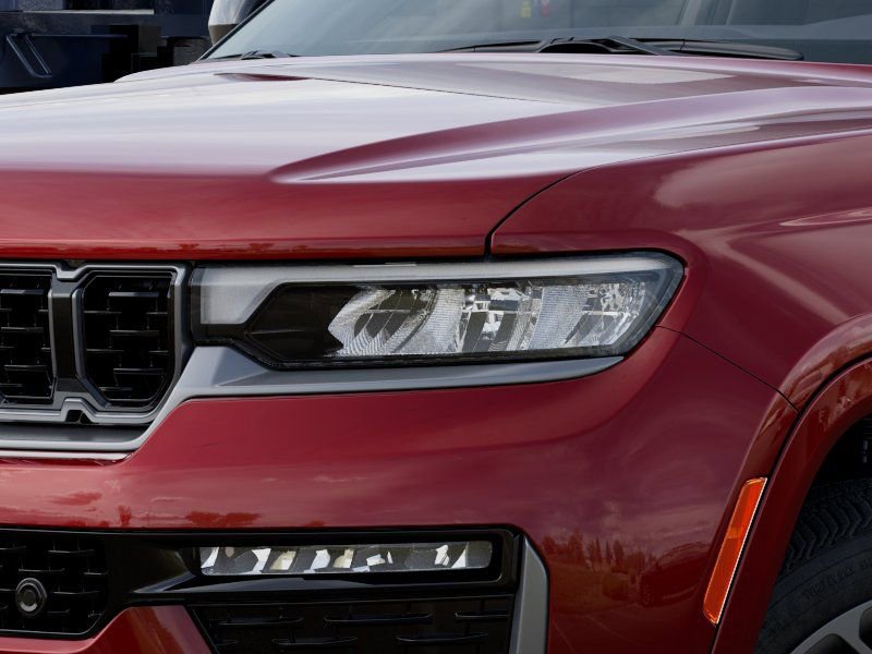 New 2026 Jeep Grand Cherokee Summit AWD/4WD image 10
