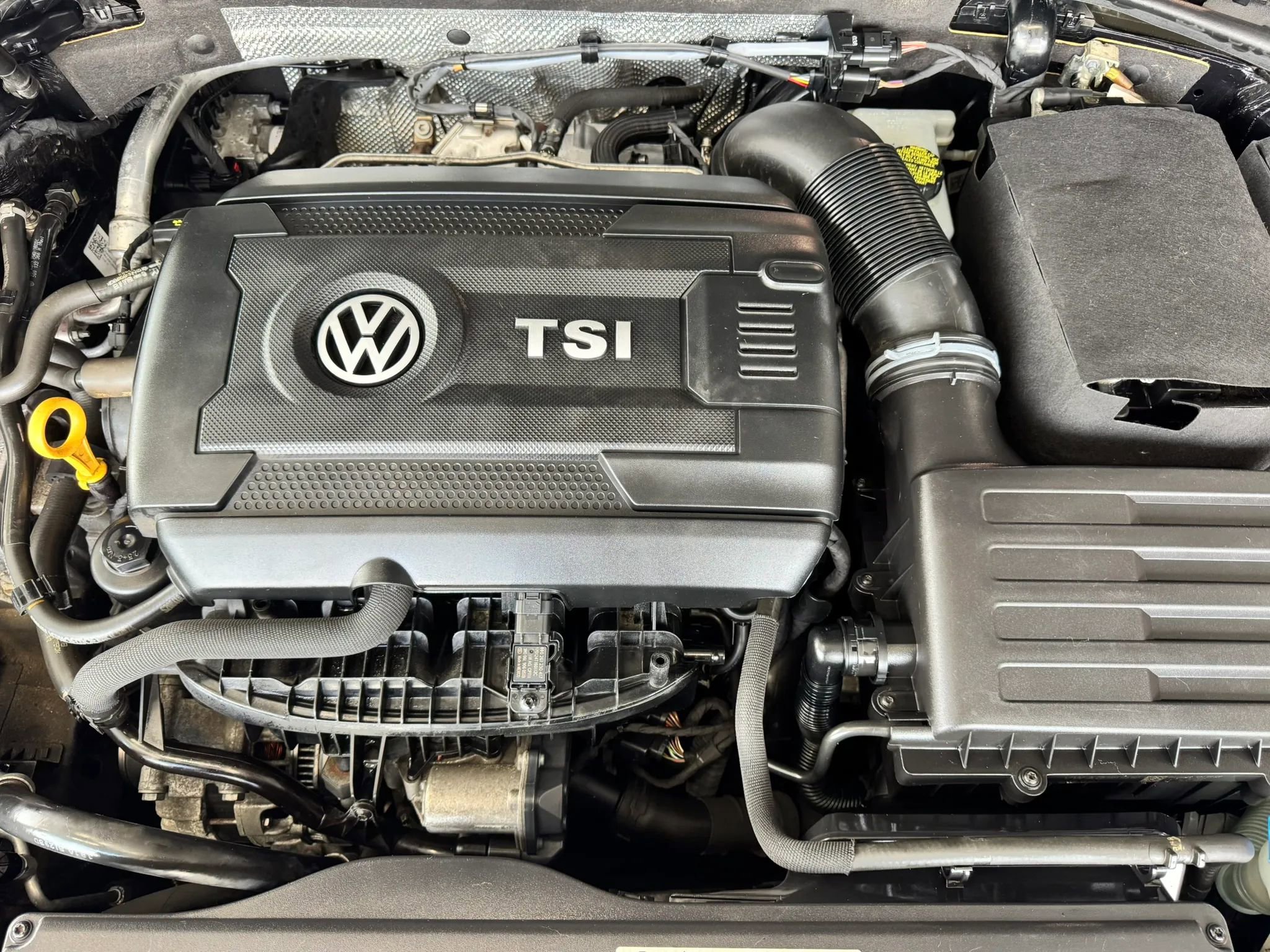 Used 2017 Volkswagen Golf Alltrack SE image 37