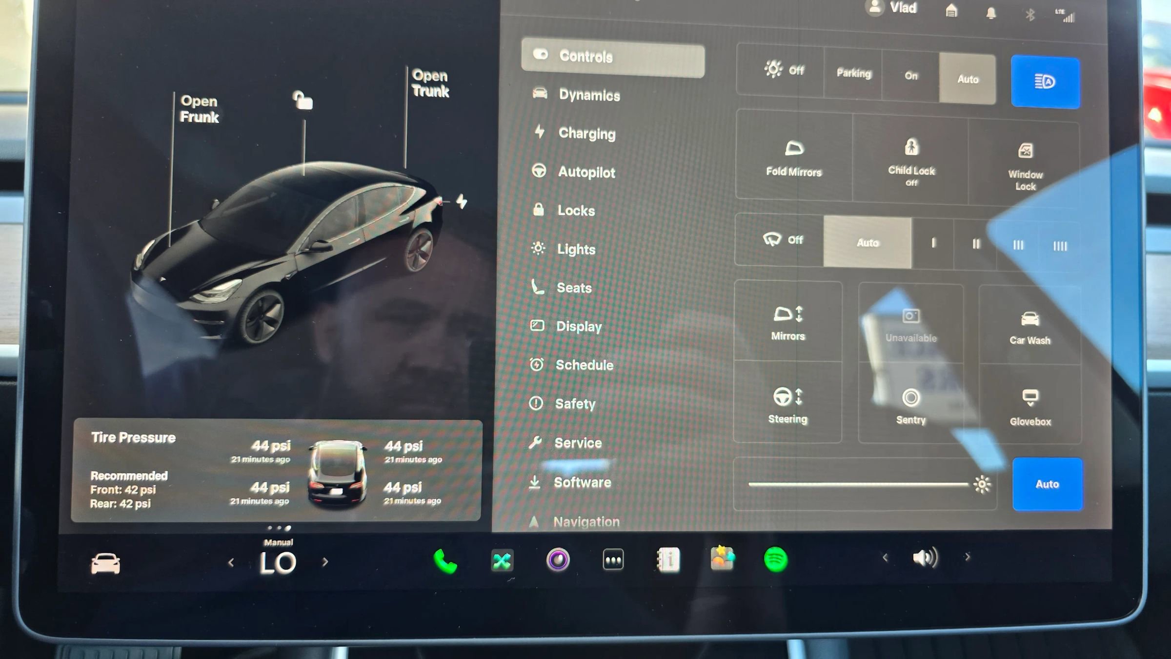 Used 2018 Tesla Model 3 Long Range image 16