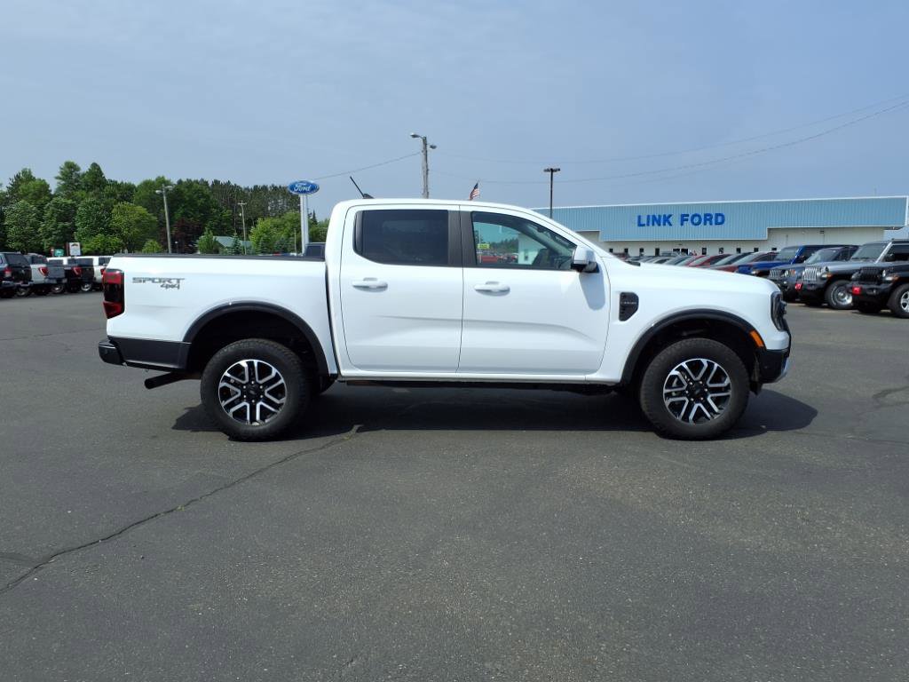 Used 2024 Ford Ranger Lariat w/ Trailer Tow Package image 7