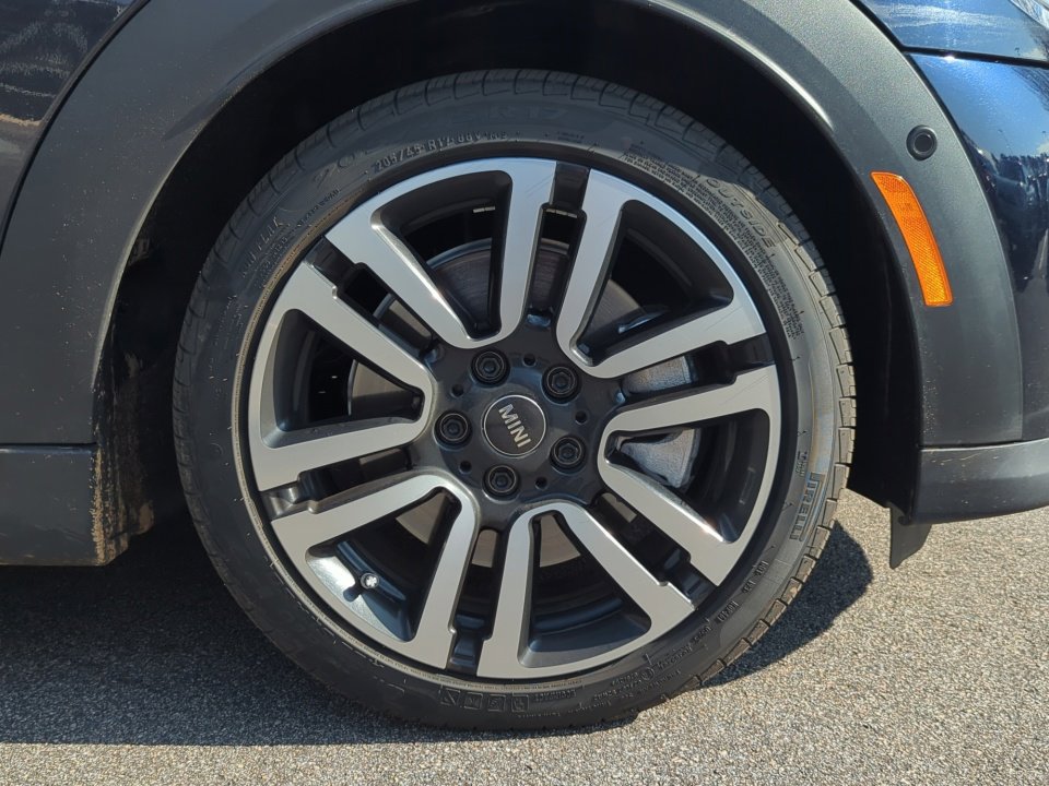 Used 2022 MINI Cooper S w/ Driver Assistance Package image 25