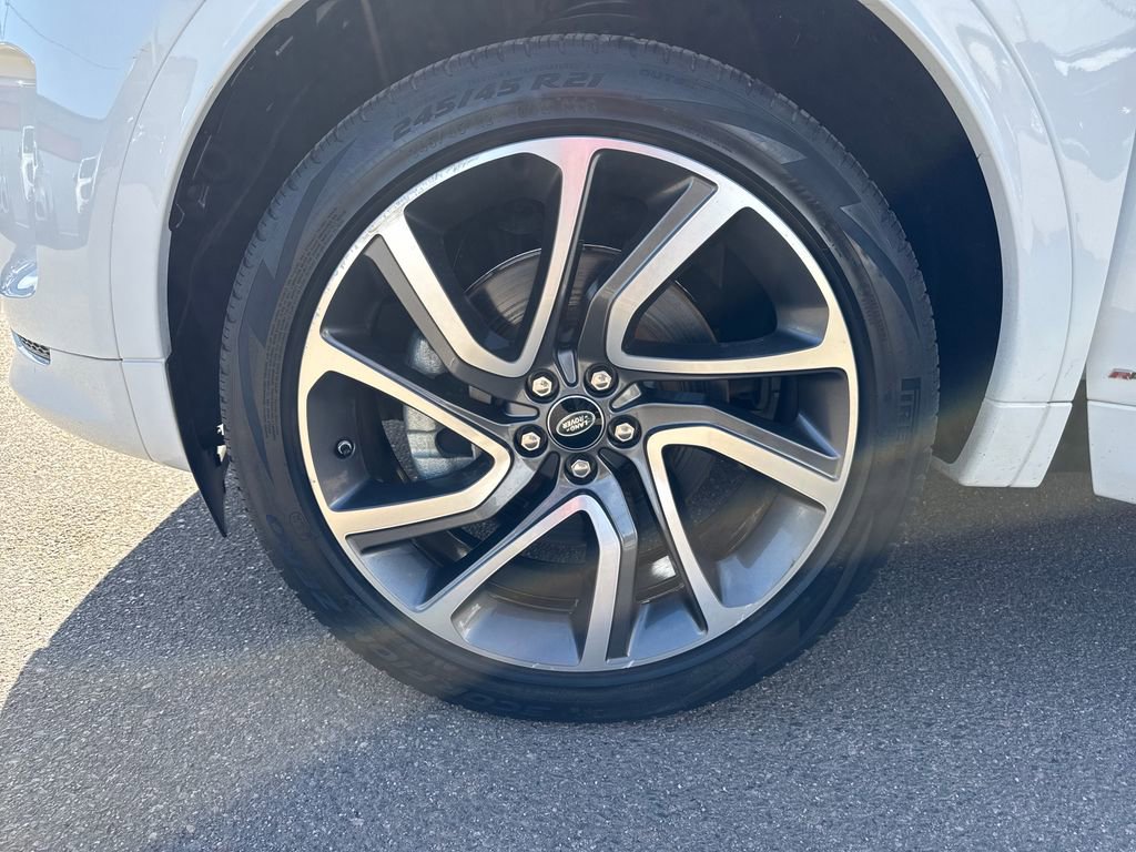 Used 2020 Land Rover Discovery Sport SE R-Dynamic image 27