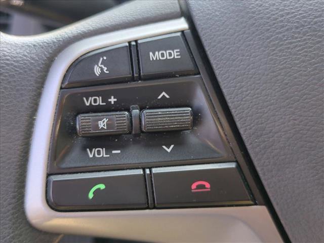 Used 2017 Hyundai Elantra SE image 14