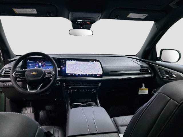 New 2027 Chevrolet Traverse LT w/ Sun and Wheel Package FWD image 25