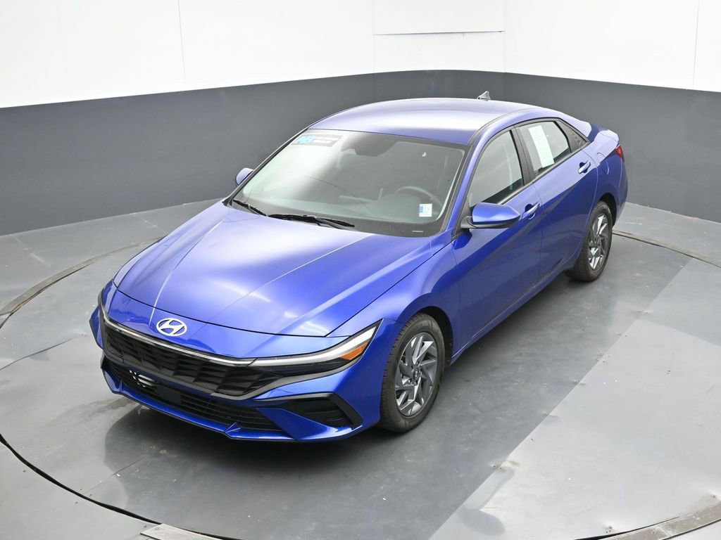 Used 2024 Hyundai Elantra SEL image 46