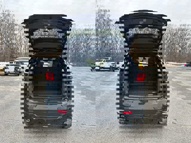 Used 2023 Chevrolet Blazer RS w/ Driver Confidence II Package image 17