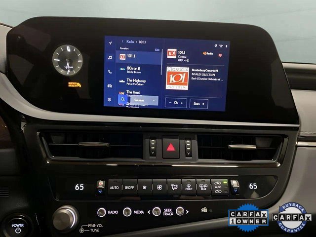 Used 2023 Lexus ES 300h w/ Premium Package image 42