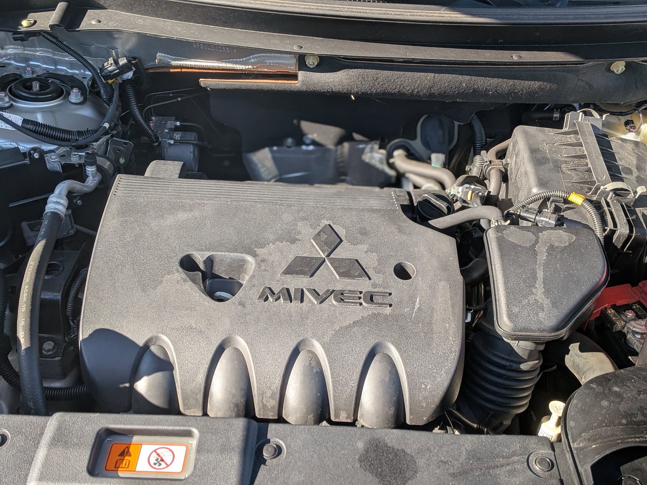 Used 2020 Mitsubishi Outlander SEL image 35