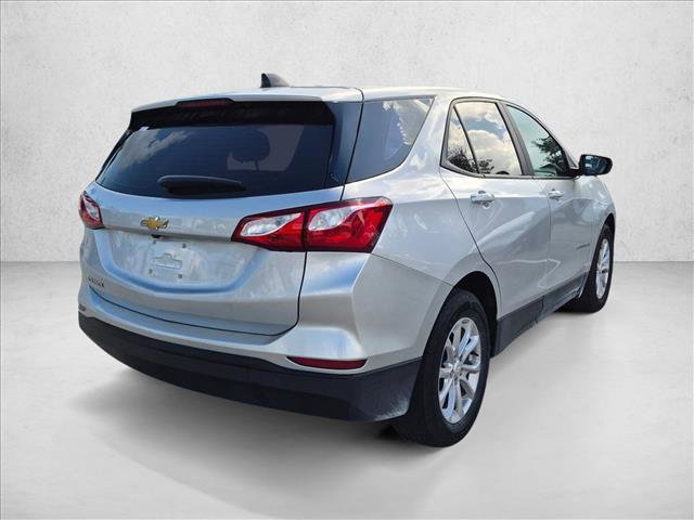 Used 2021 Chevrolet Equinox LS FWD image 4