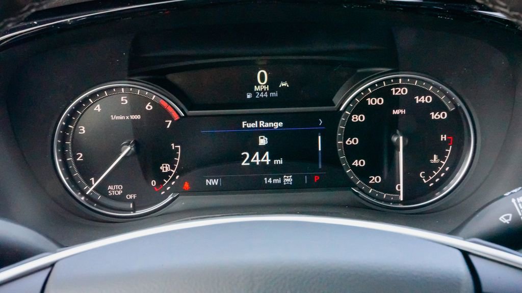 New 2026 Cadillac XT5 Luxury image 18