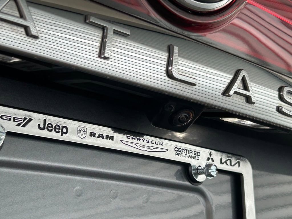 Used 2024 Volkswagen Atlas SE image 30