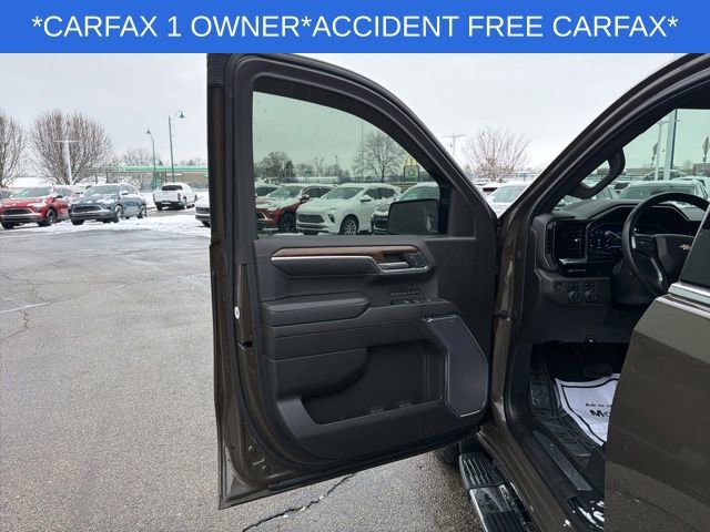 Used 2023 Chevrolet Silverado 1500 High Country w/ Technology Package image 25
