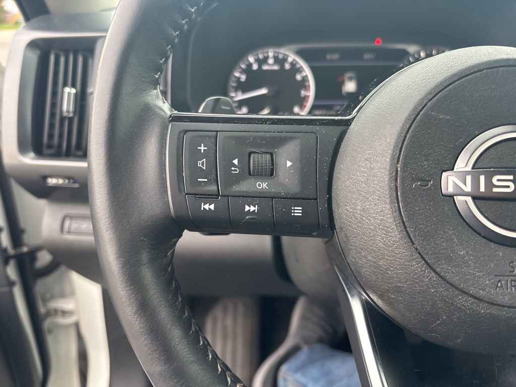 Used 2023 Nissan Pathfinder SL image 20