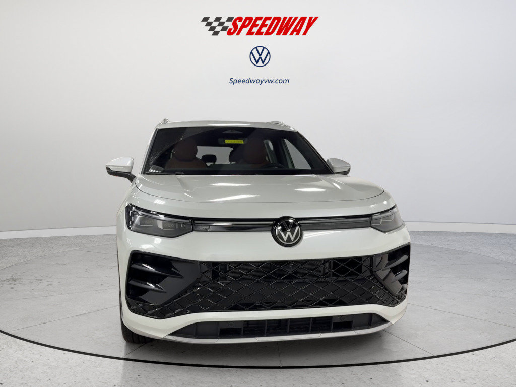 New 2026 Volkswagen Tiguan SEL R-Line AWD/4WD image 13