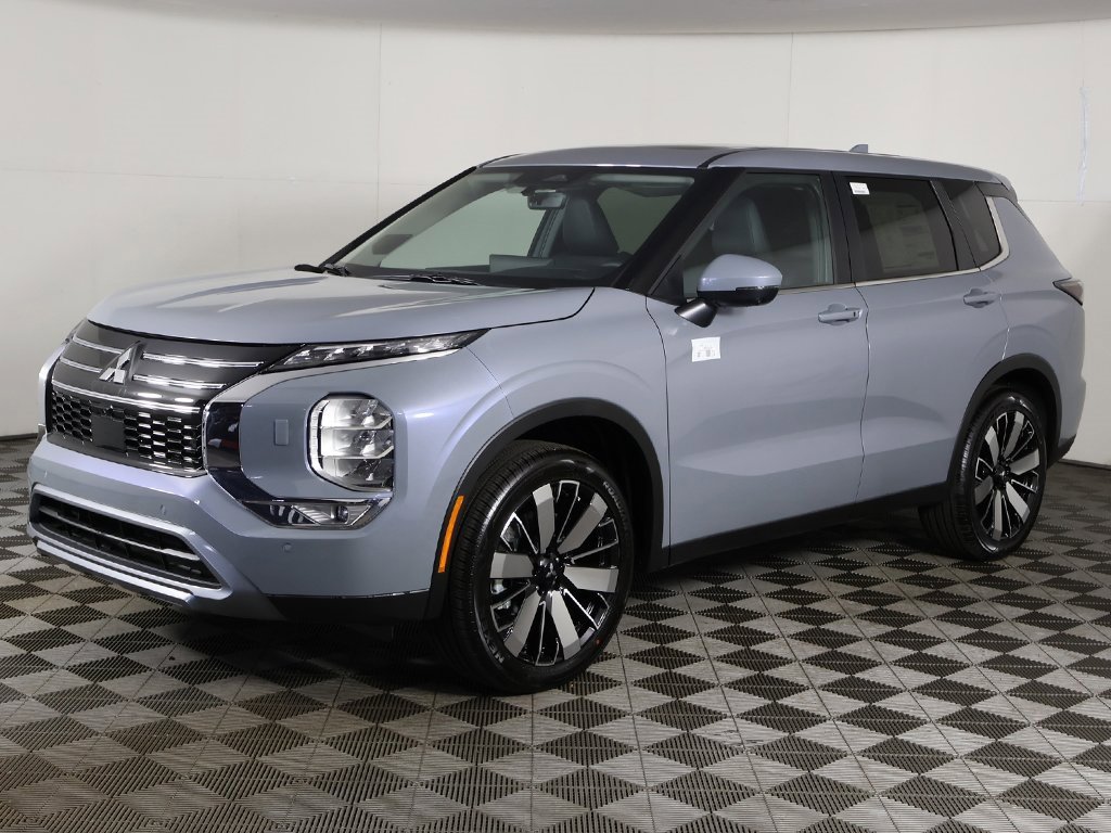 New 2025 Mitsubishi Outlander SE image 11