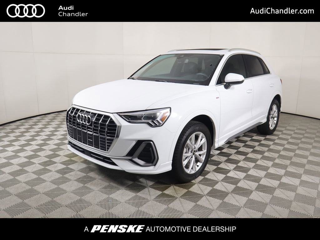 Certified 2025 Audi Q3 2.0T Premium w/ Convenience Package image 1