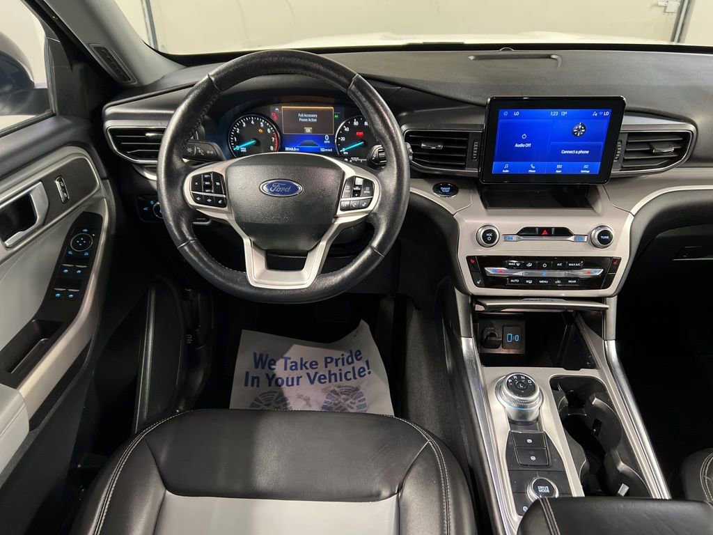 Certified 2023 Ford Explorer XLT w/ Equipment Group 202A image 8